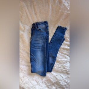 Skinny jeans